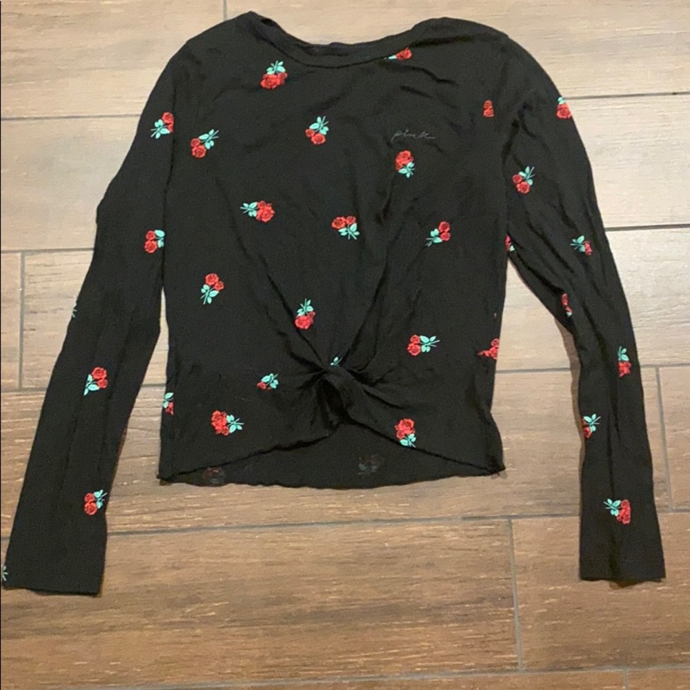 Rose long sleeve black shirt